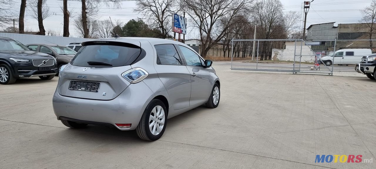 2015' Renault Zoe photo #3