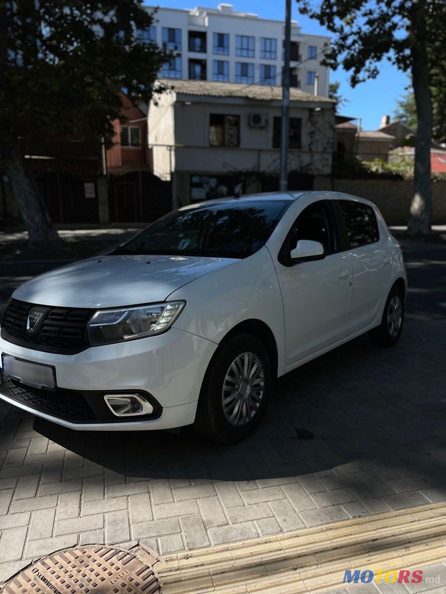 2017' Dacia Sandero photo #2