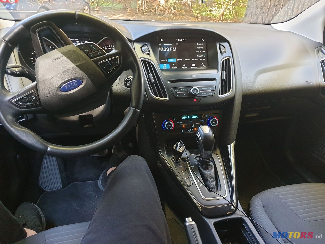 2017' Ford Focus photo #3