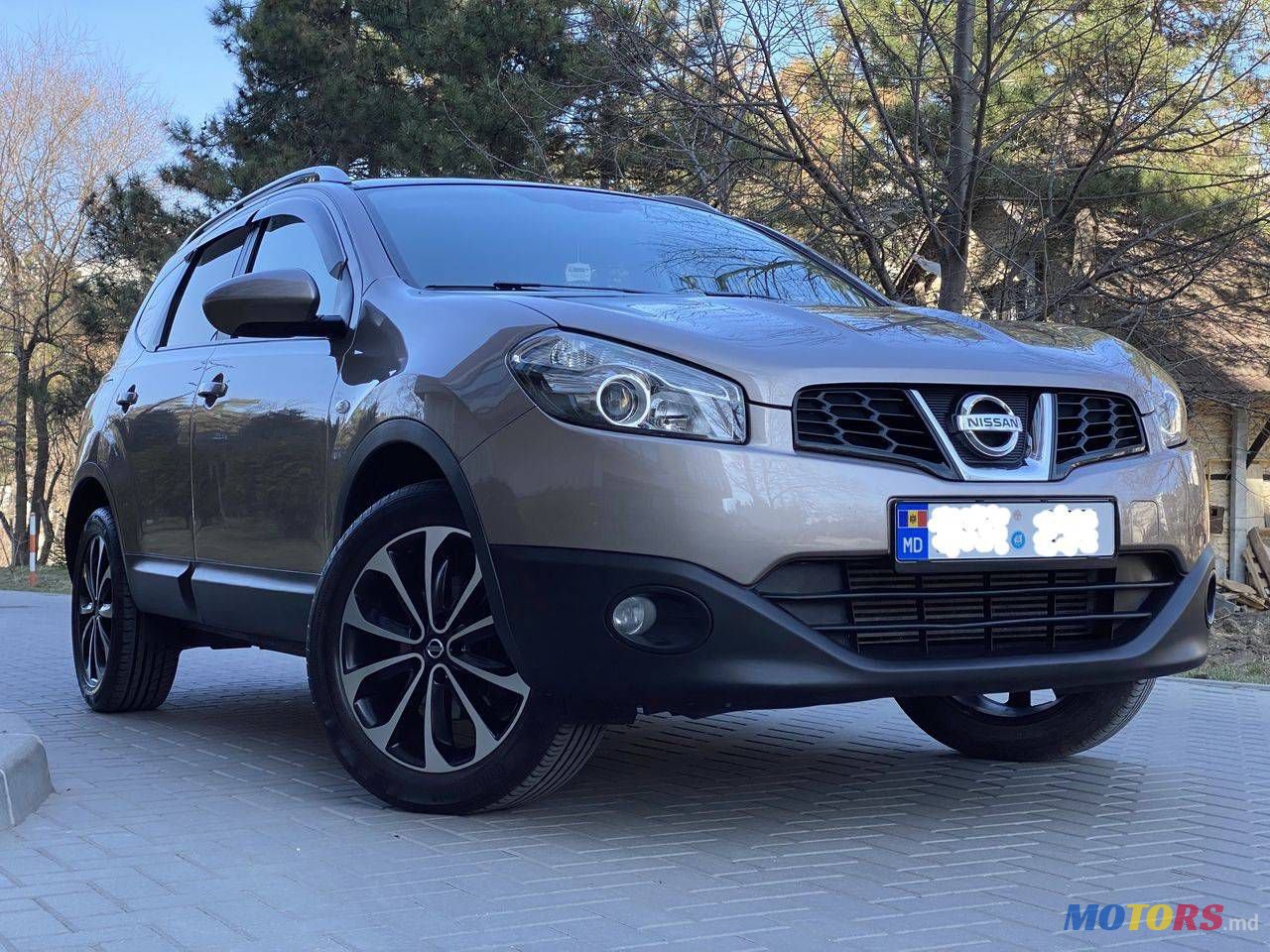 2011' Nissan Qashqai photo #2