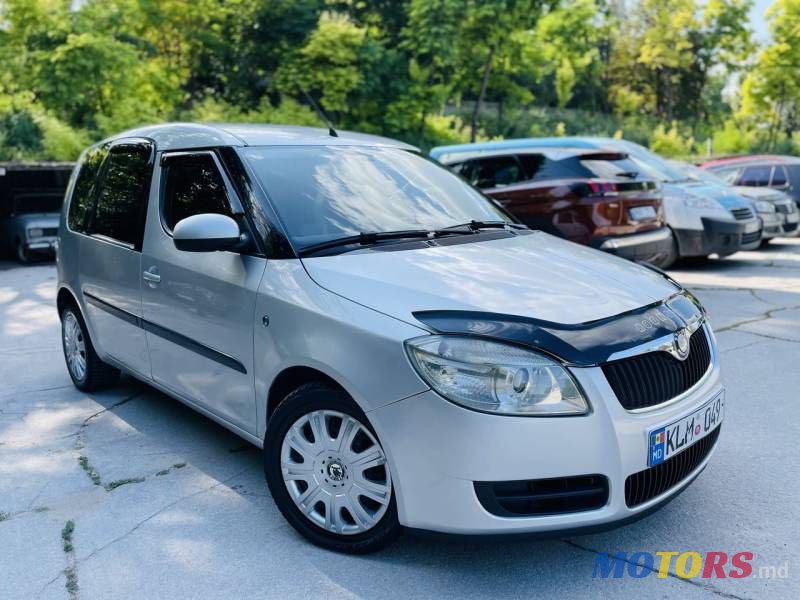 2008' Skoda Roomster photo #3