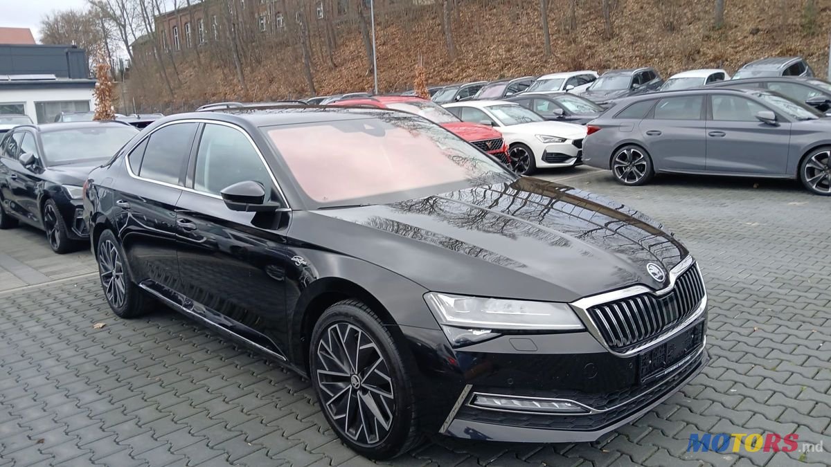 2022' Skoda Superb photo #1