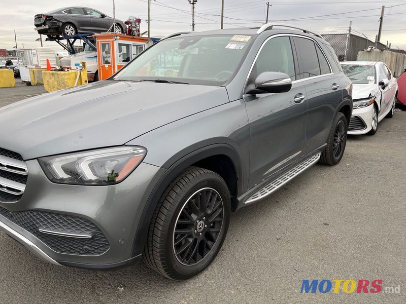 2020' Mercedes-Benz GLE photo #2