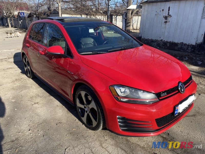 2015' Volkswagen Golf photo #1