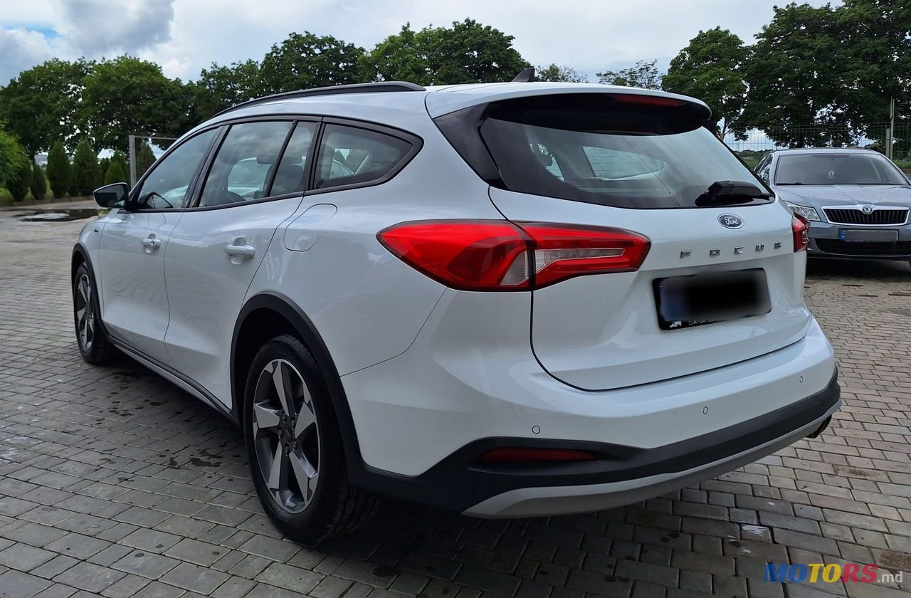 2019' Ford Focus photo #5