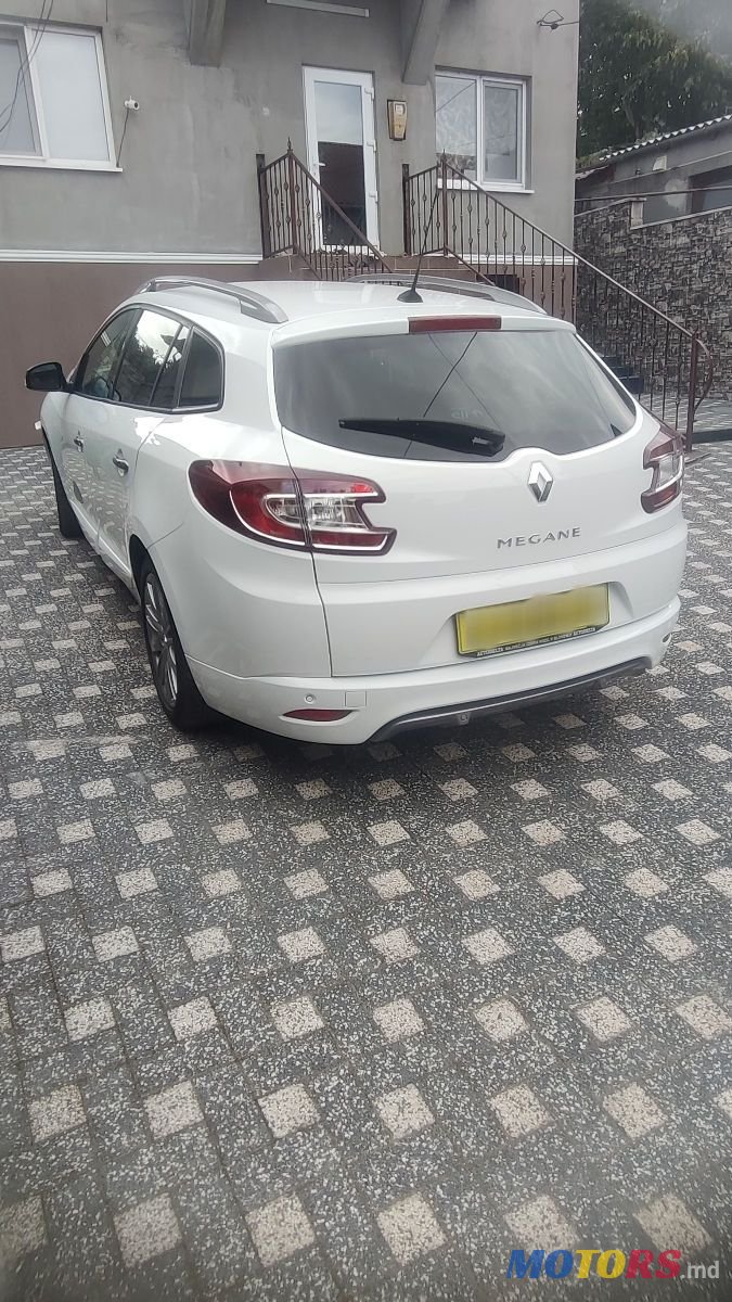 2014' Renault Megane photo #3