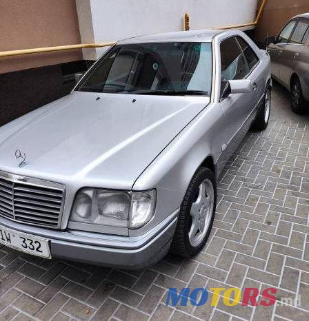 1994' Mercedes-Benz 124 photo #2