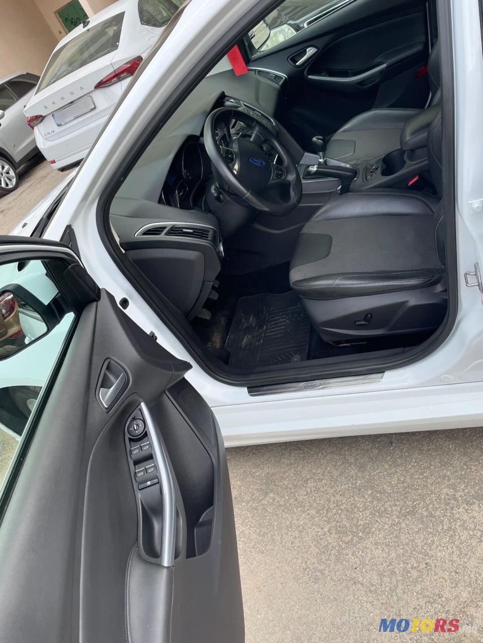 2013' Ford Focus photo #5