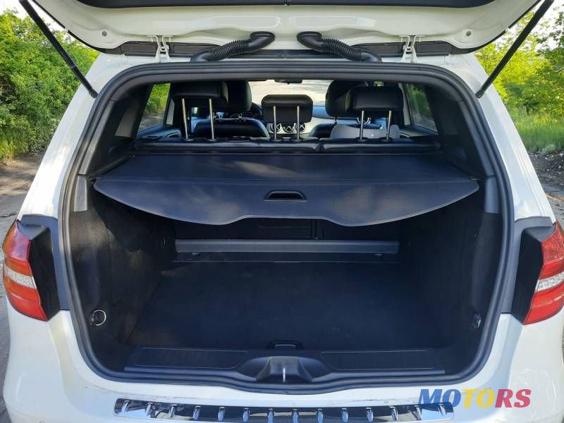 2012' Mercedes-Benz B photo #5