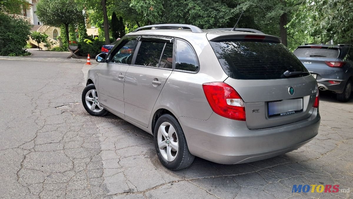 2012' Skoda Fabia photo #4