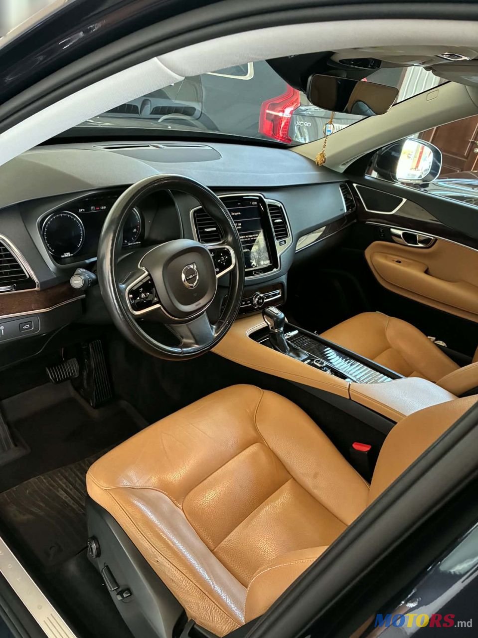 2017' Volvo XC90 photo #6