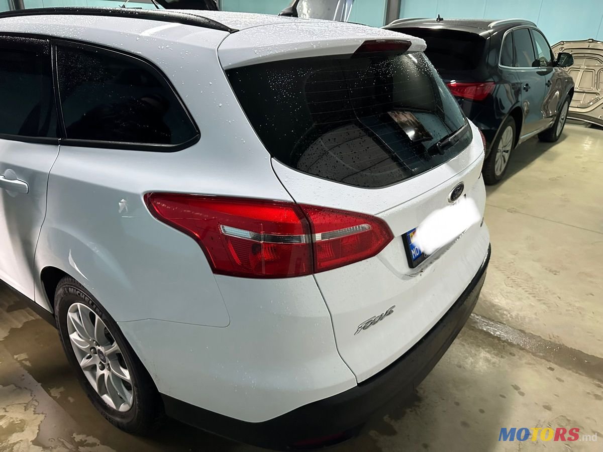 2015' Ford Focus photo #2
