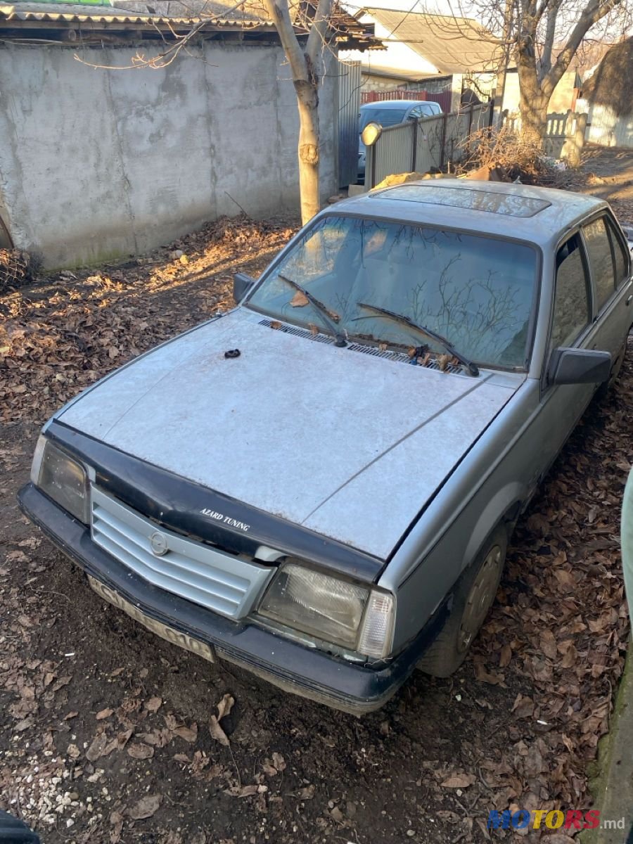 1988' Opel Ascona photo #1