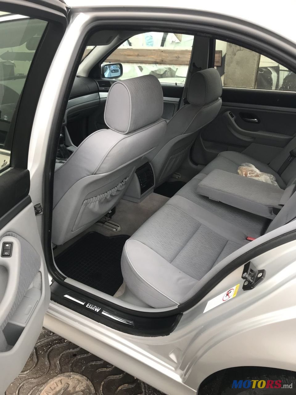 2002' BMW 5 Series photo #6