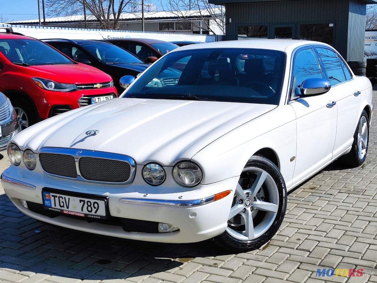 2006' Jaguar XJ photo #1