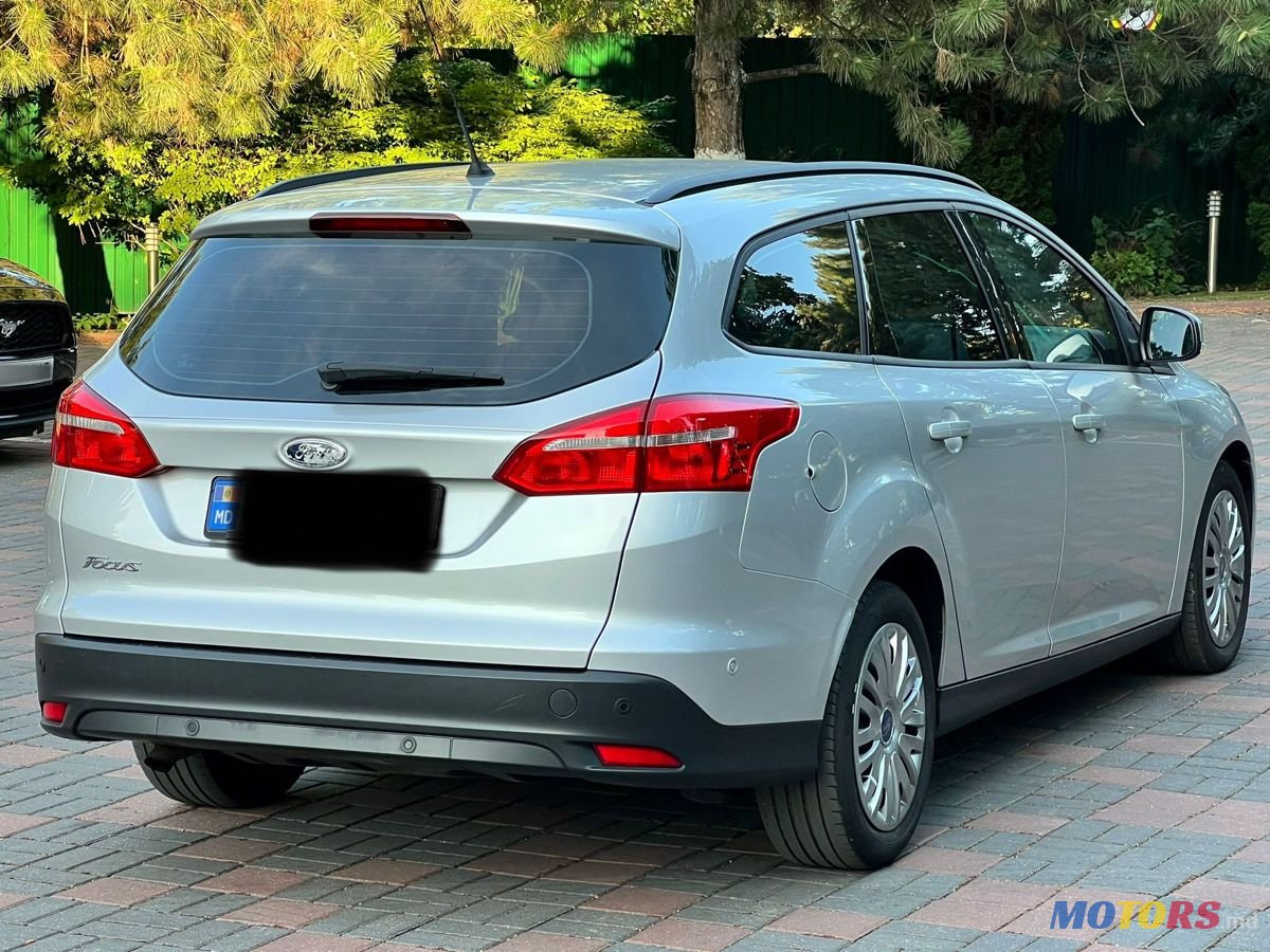 2015' Ford Focus photo #2