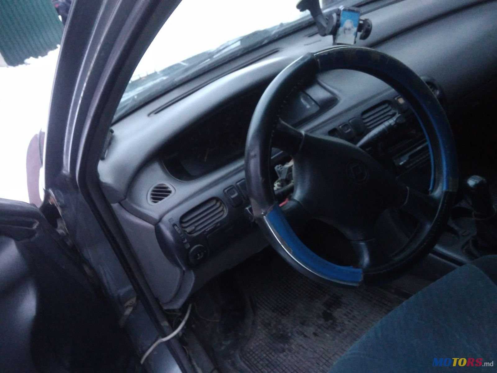 1992' Mazda 626 Хетчбэк photo #2