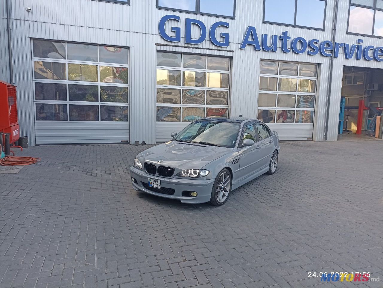 2000' BMW 3 Series photo #2