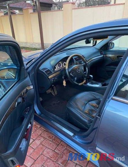 2005' Mercedes-Benz E photo #4