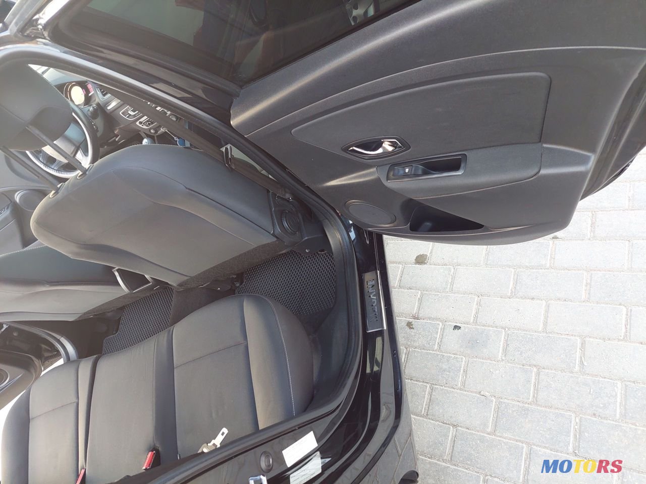 2013' Renault Megane photo #6