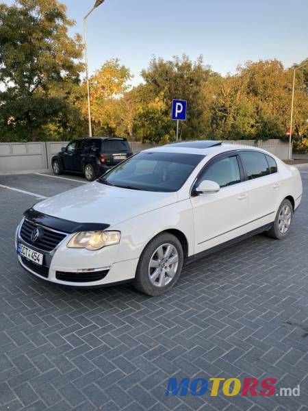 2006' Volkswagen Passat photo #2