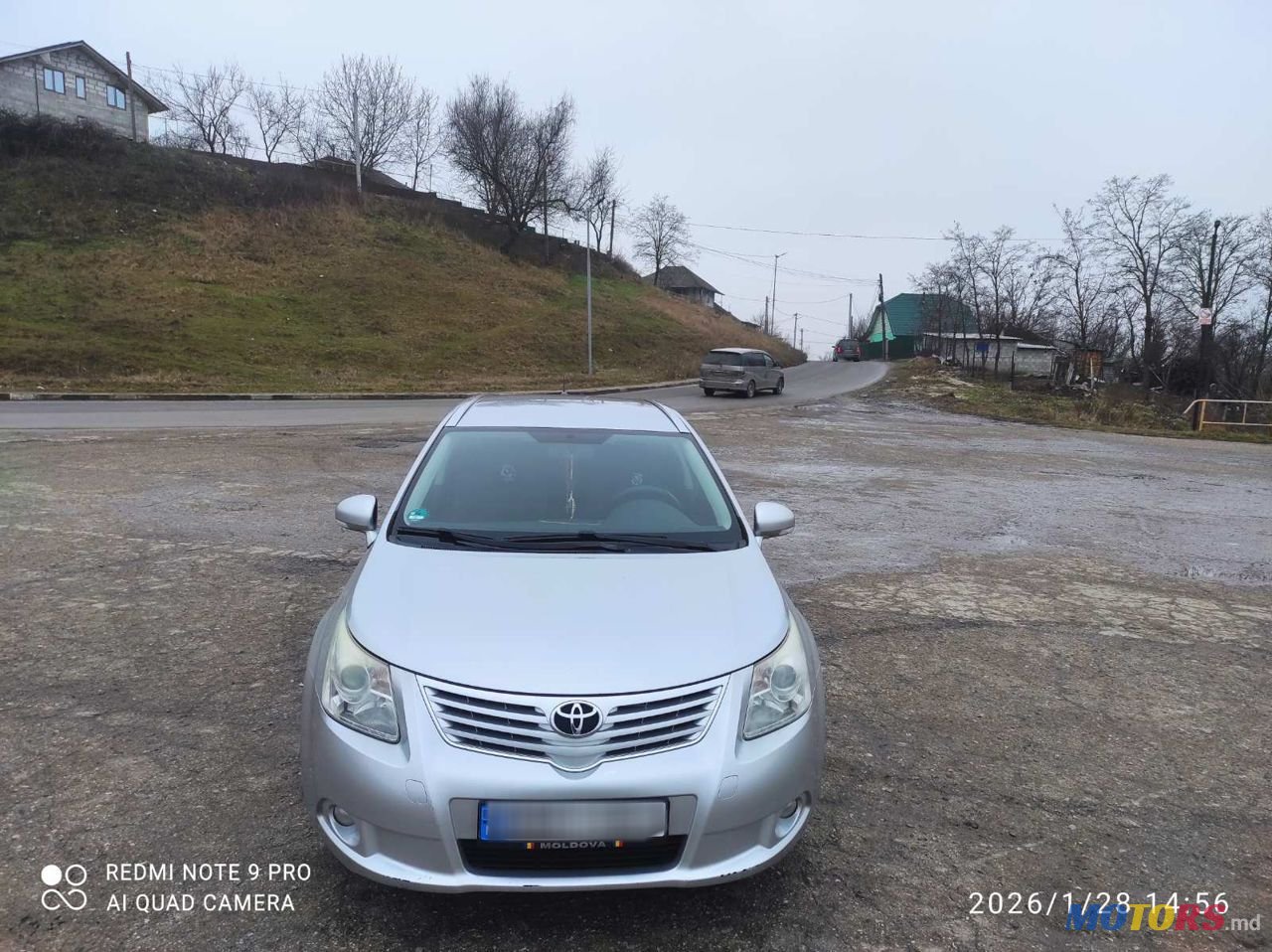 2011' Toyota Avensis photo #2