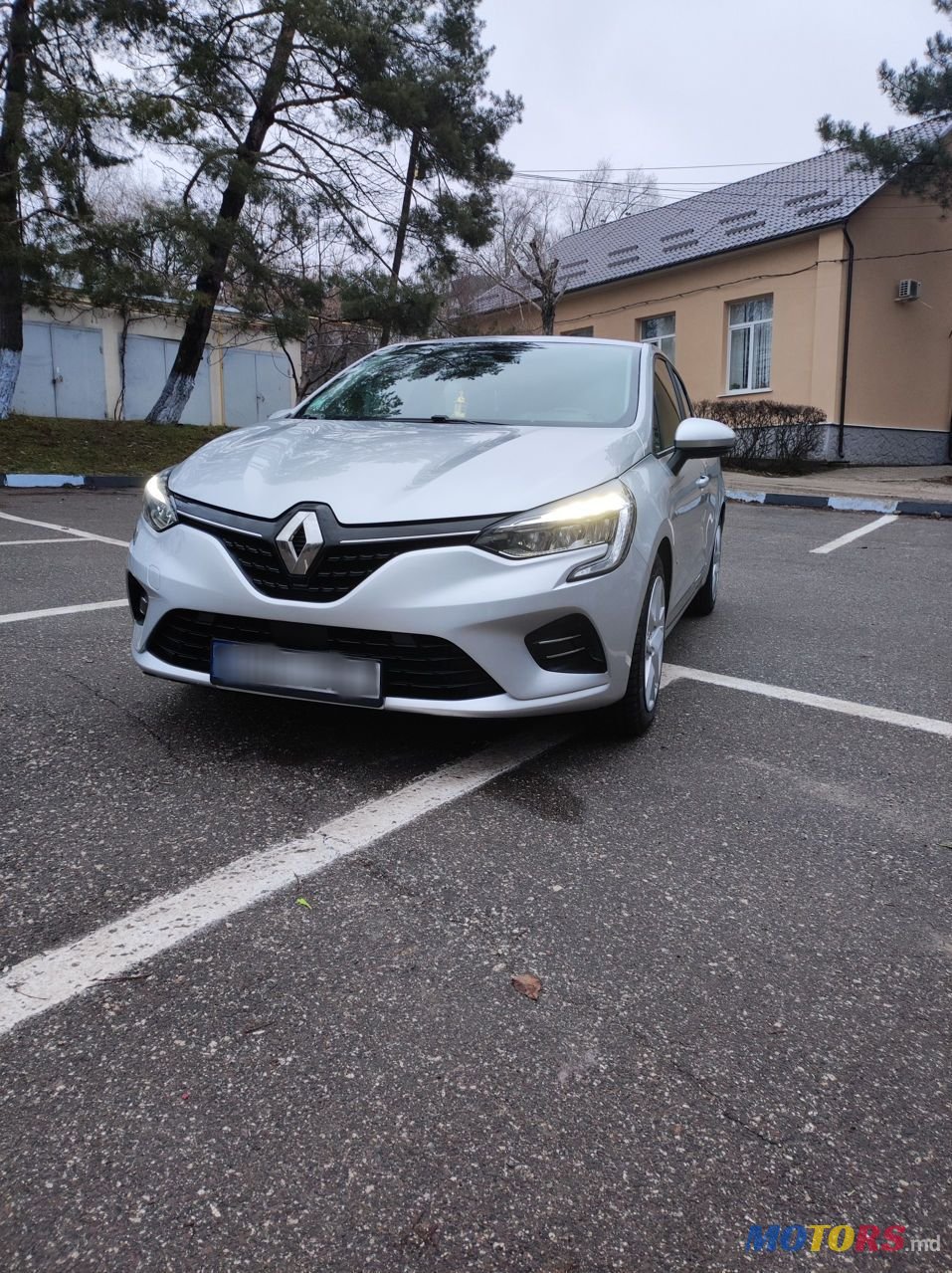 2020' Renault Clio photo #3
