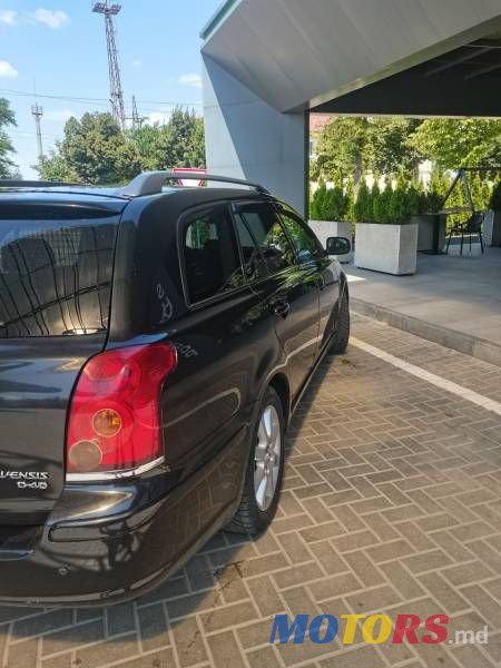 2005' Toyota Avensis photo #3