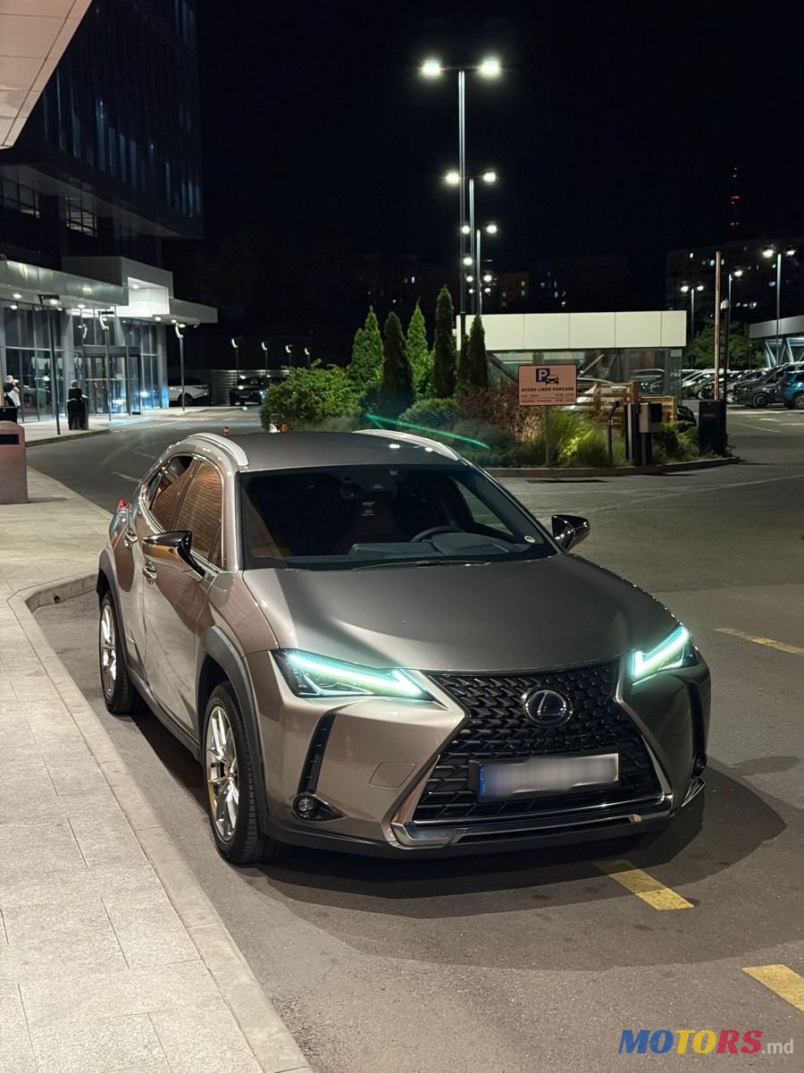 2019' Lexus UX photo #1