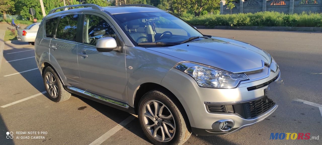 2010' Citroen C-Crosser photo #5