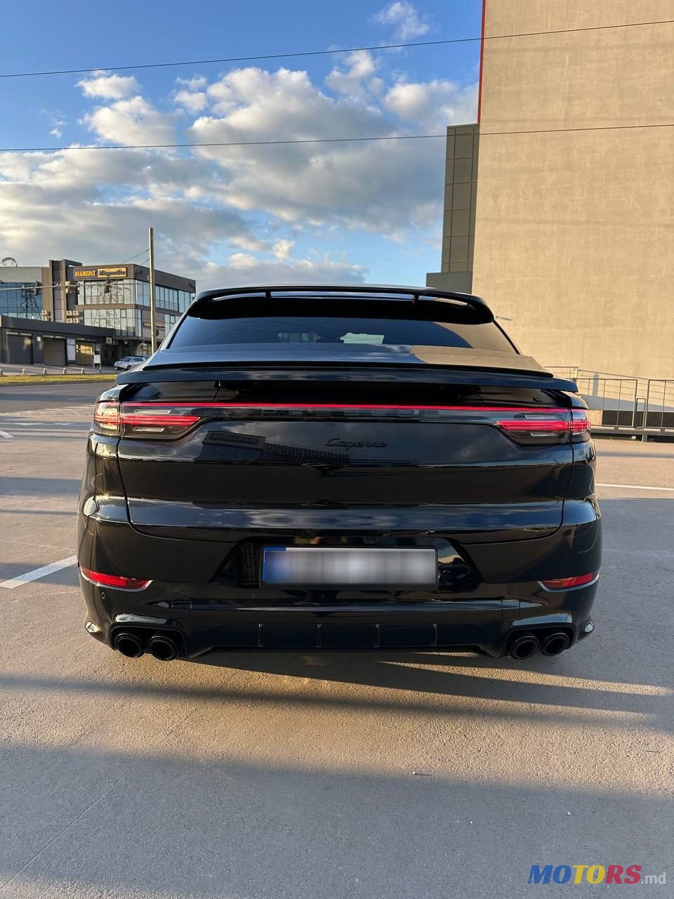 2021' Porsche Cayenne Coupe photo #5