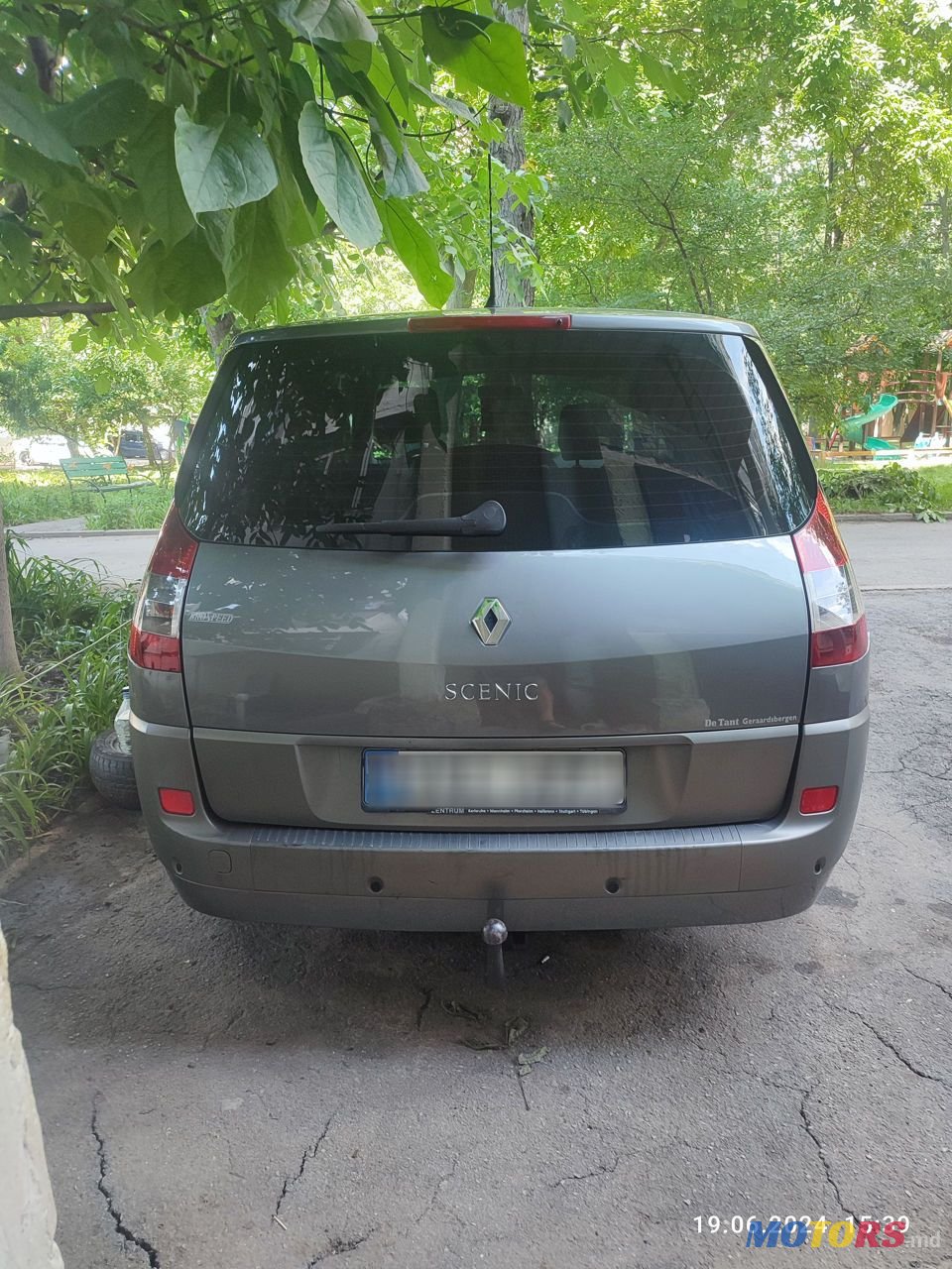 2005' Renault Grand Scenic photo #3