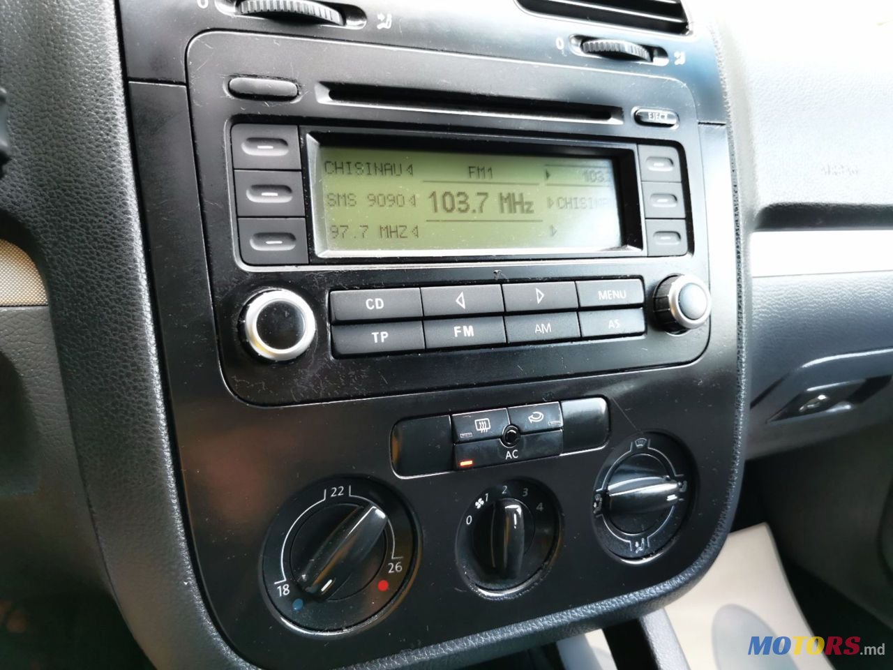 2007' Volkswagen Jetta photo #5