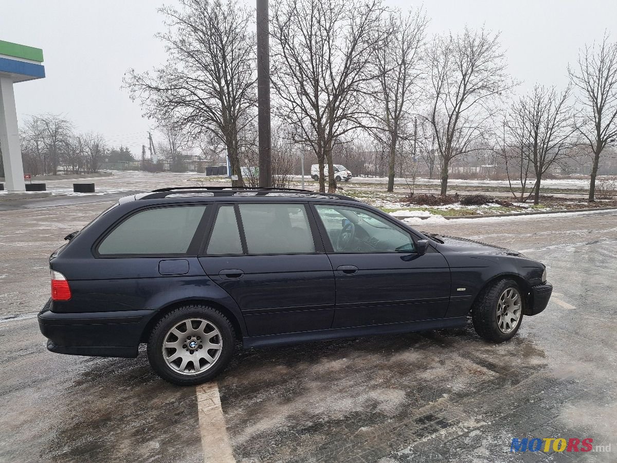 2000' BMW 5 Series Touring photo #2