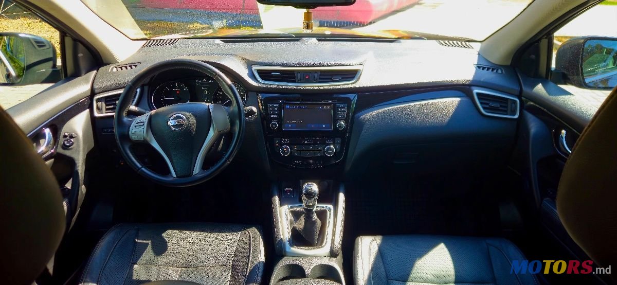 2015' Nissan Qashqai photo #4