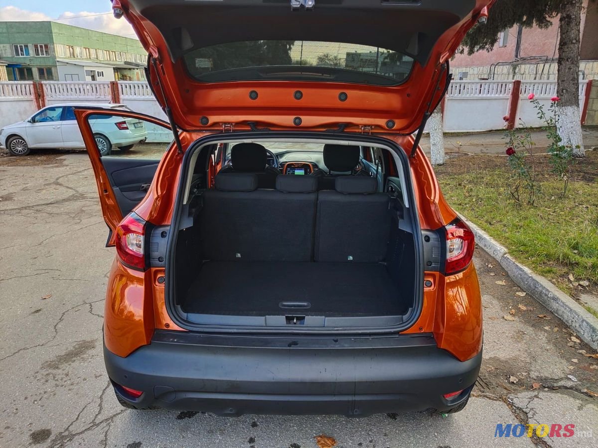 2014' Renault Captur photo #6
