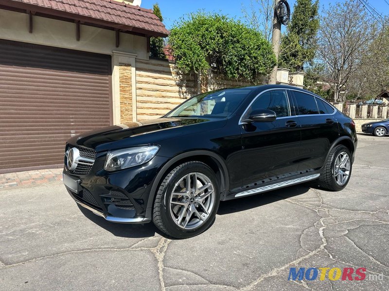 2017' Mercedes-Benz Glc Coupe photo #2