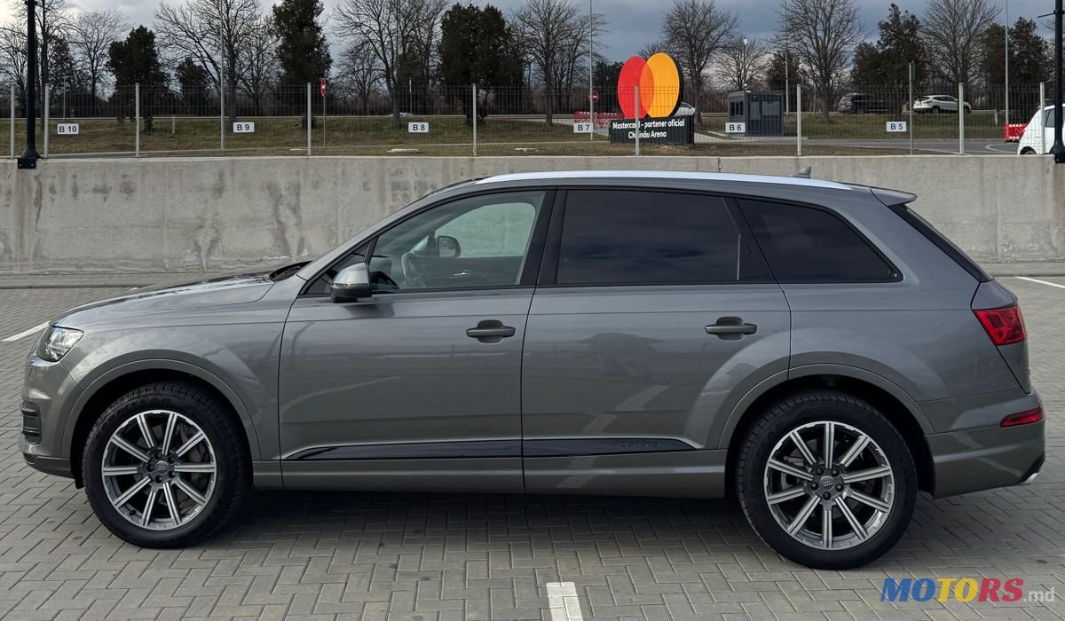 2017' Audi Q7 photo #3