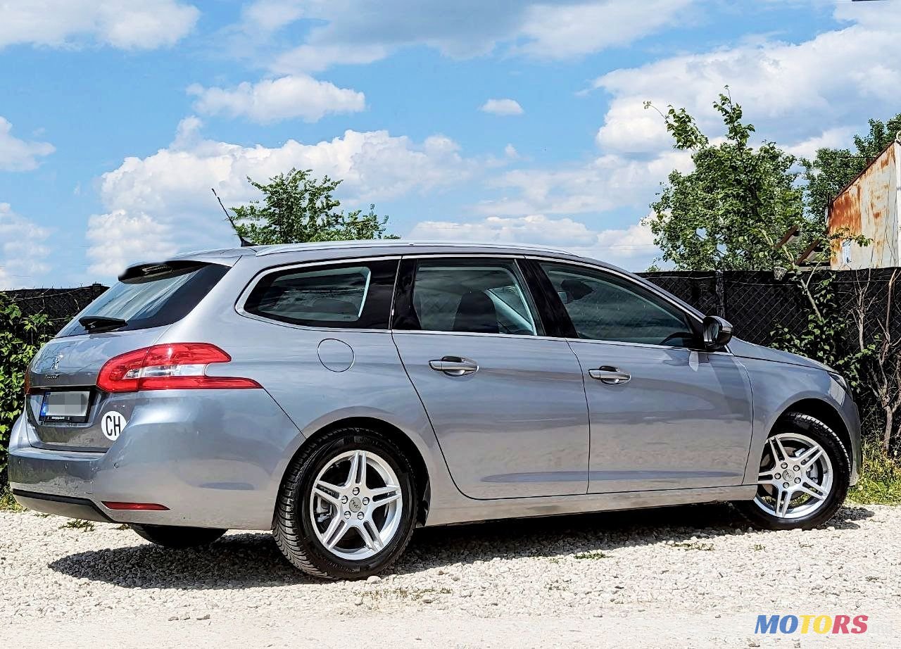 2016' Peugeot 308 photo #3