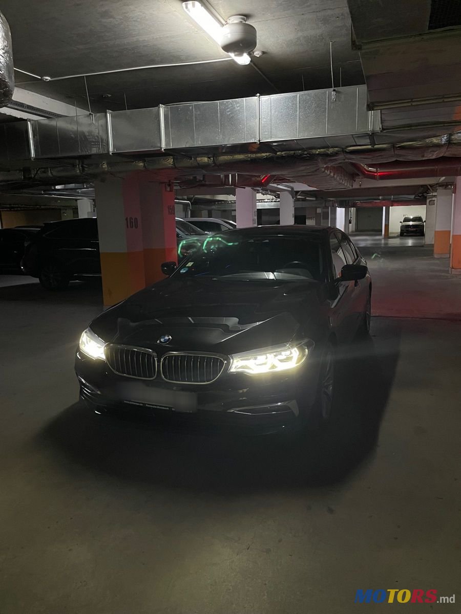 2019' BMW 5 Series photo #2