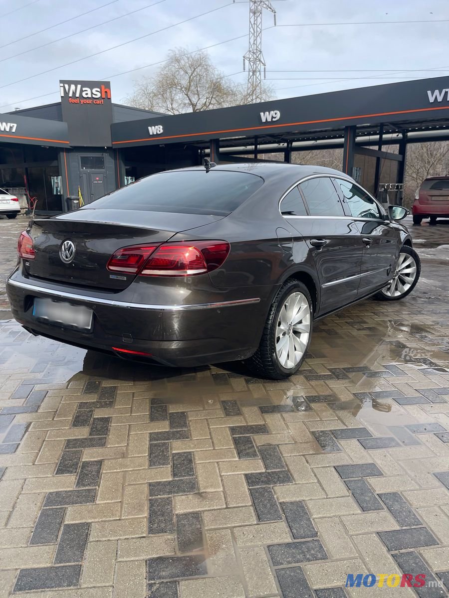 2014' Volkswagen Passat photo #4