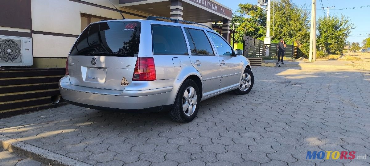 2004' Volkswagen Jetta photo #6