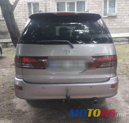 2006' Toyota Previa photo #2