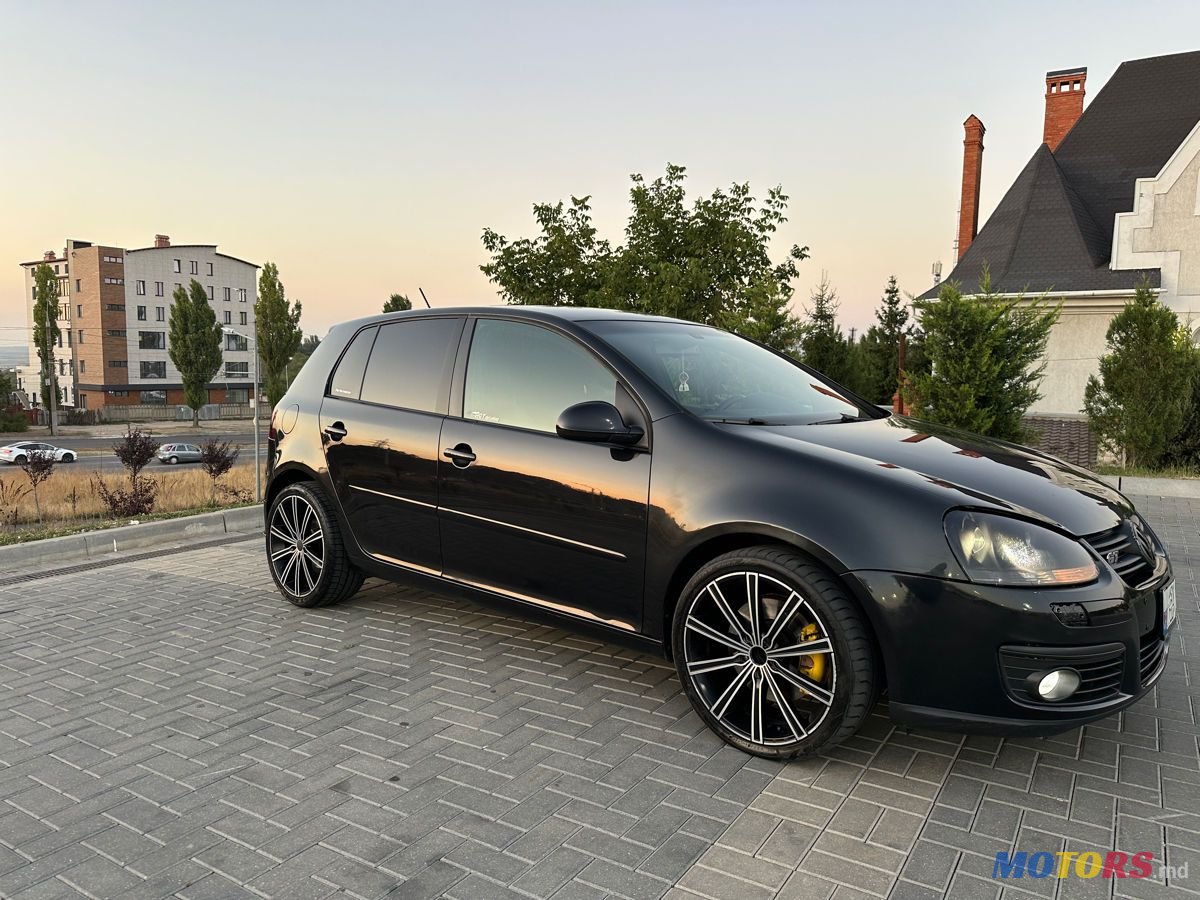 2006' Volkswagen Golf photo #1