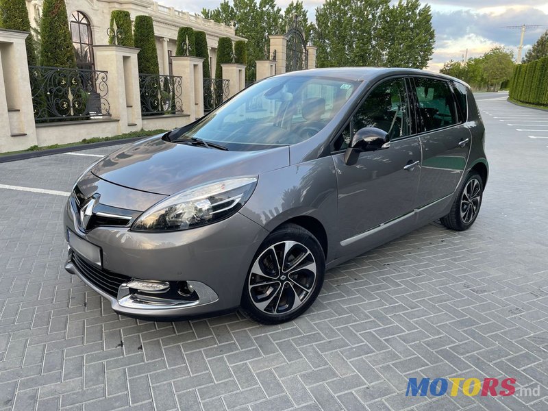 2015' Renault Scenic photo #1