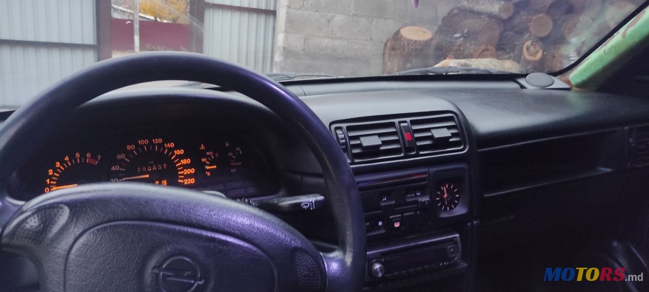 1993' Opel Vectra photo #4
