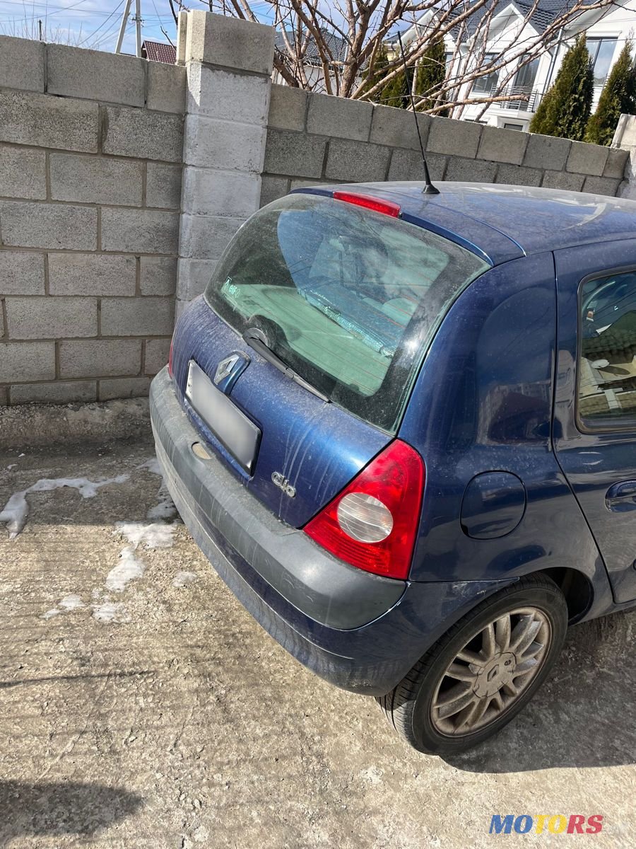 2004' Renault Clio photo #3