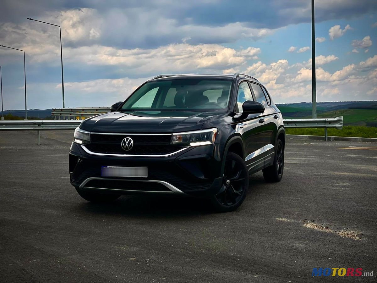 2021' Volkswagen Taos photo #1