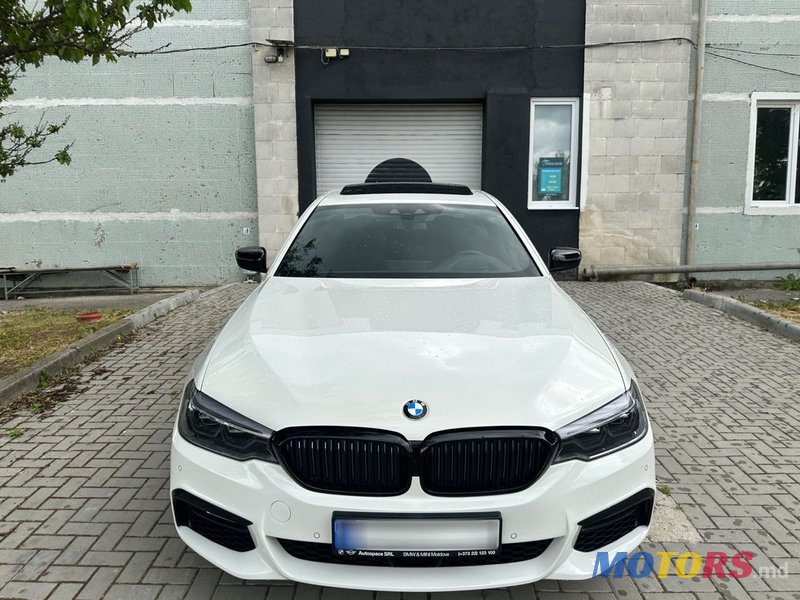 2018' BMW 5 Series photo #2