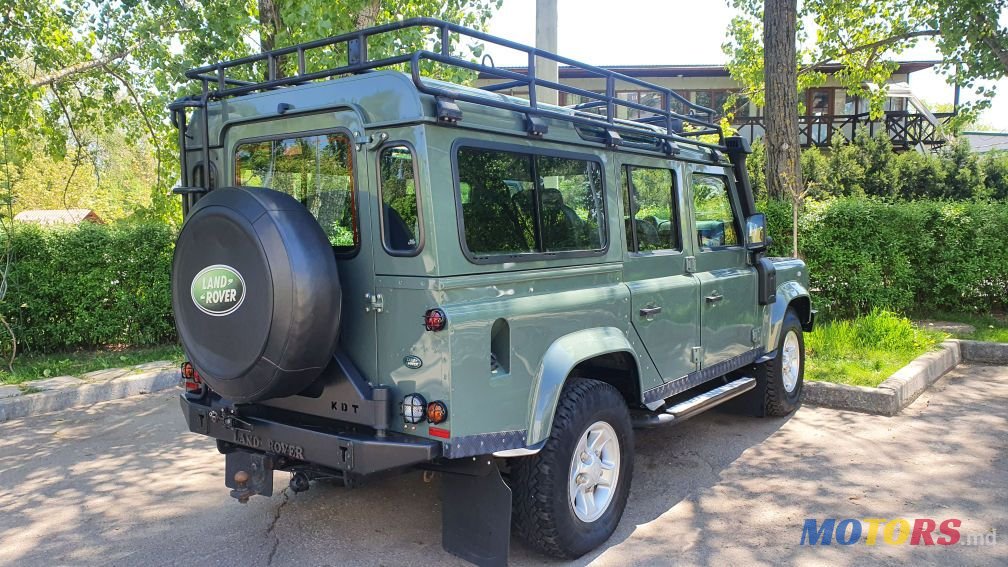 2013' Land Rover Defender photo #3